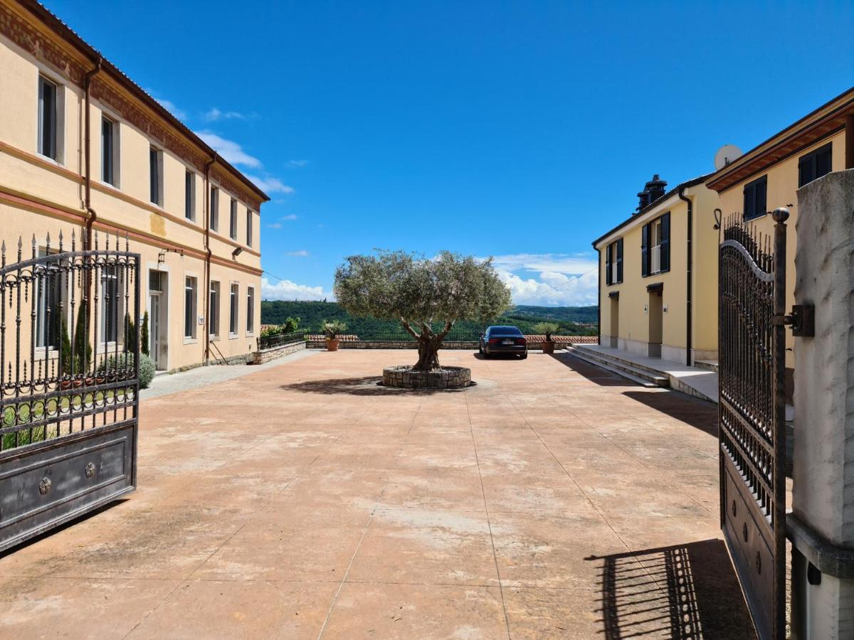 Hotel Stara Sola - Oleander Resort Korte Bagian luar foto