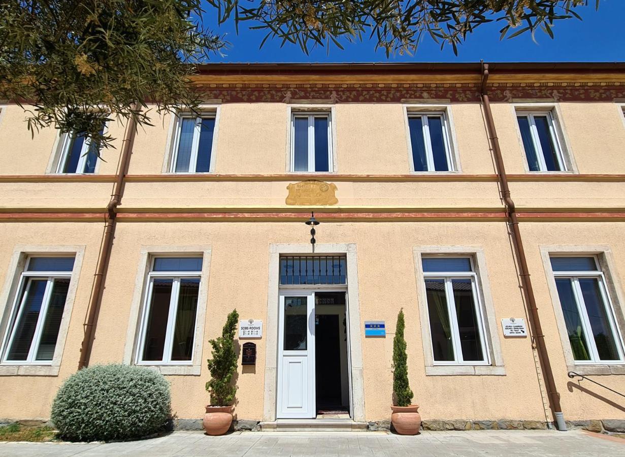 Hotel Stara Sola - Oleander Resort Korte Bagian luar foto