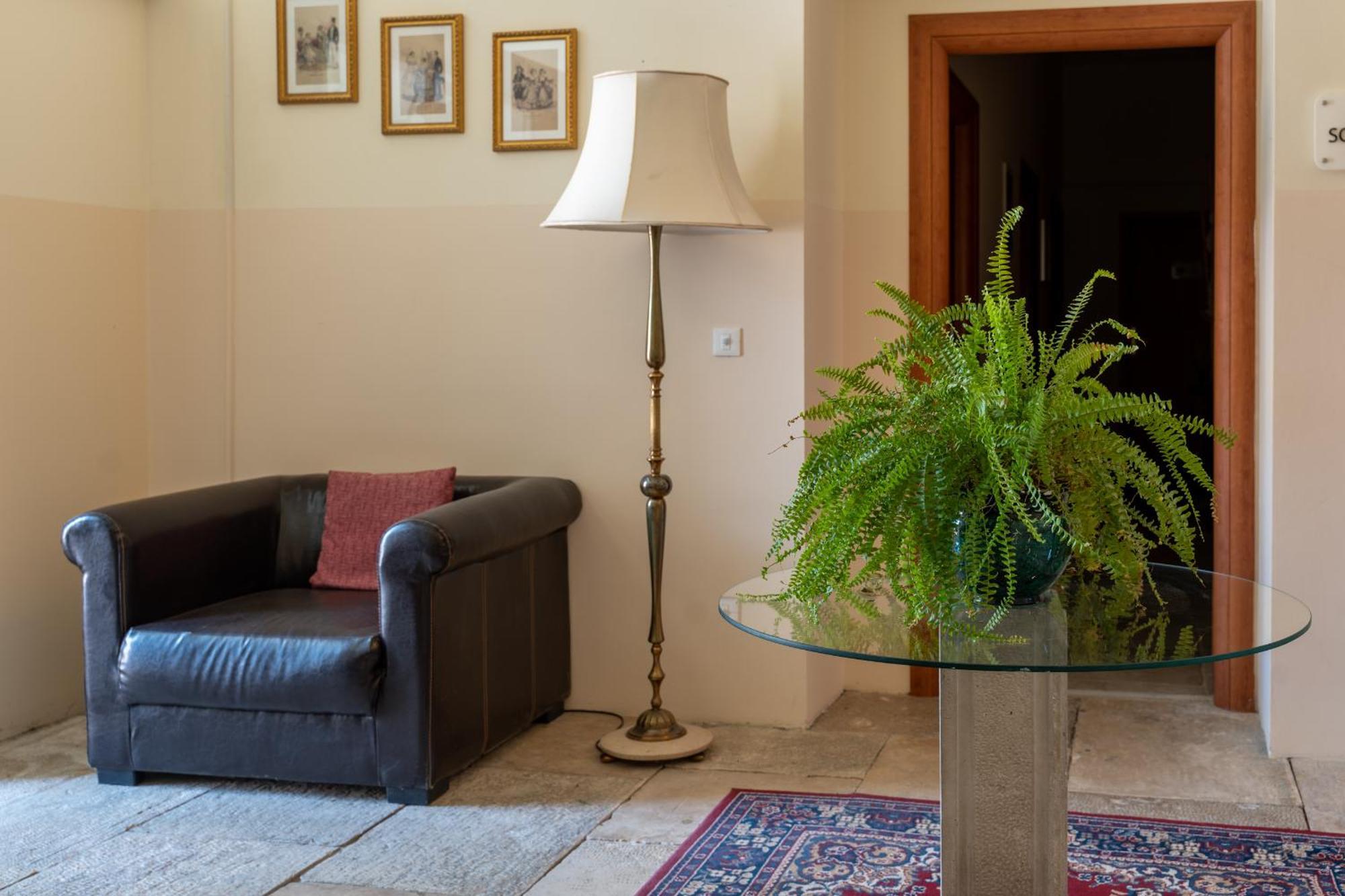 Hotel Stara Sola - Oleander Resort Korte Bagian luar foto