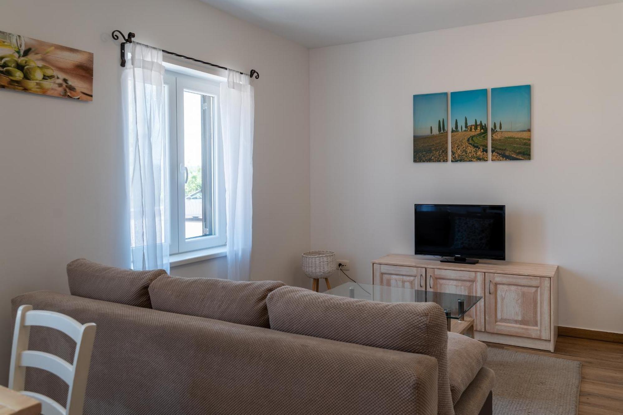 Hotel Stara Sola - Oleander Resort Korte Bagian luar foto