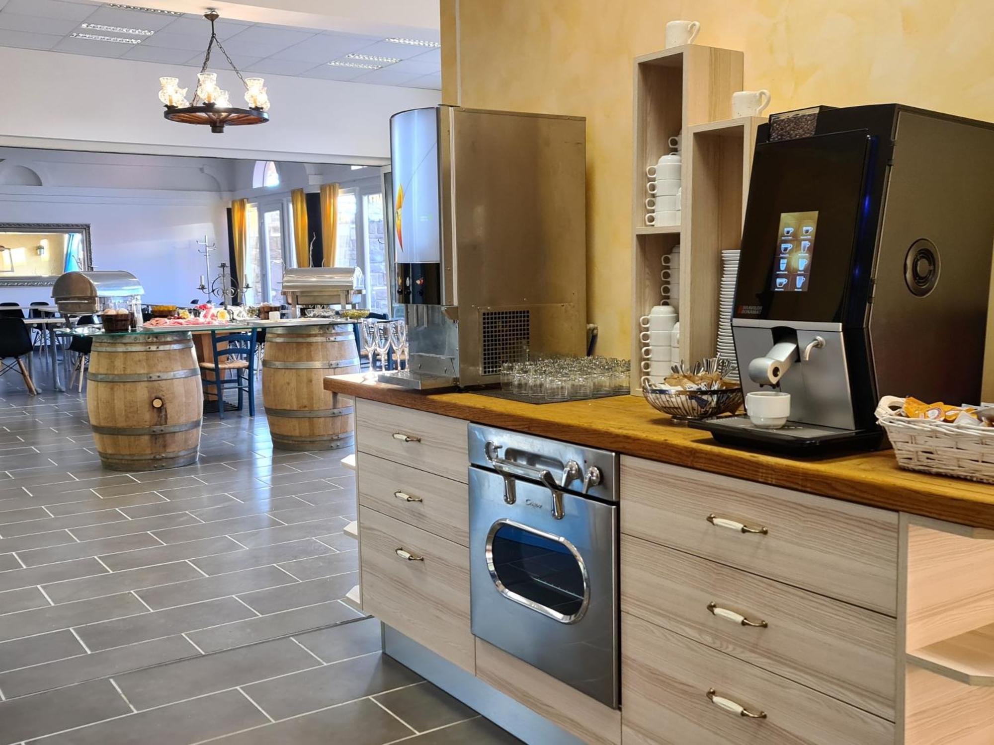 Hotel Stara Sola - Oleander Resort Korte Bagian luar foto