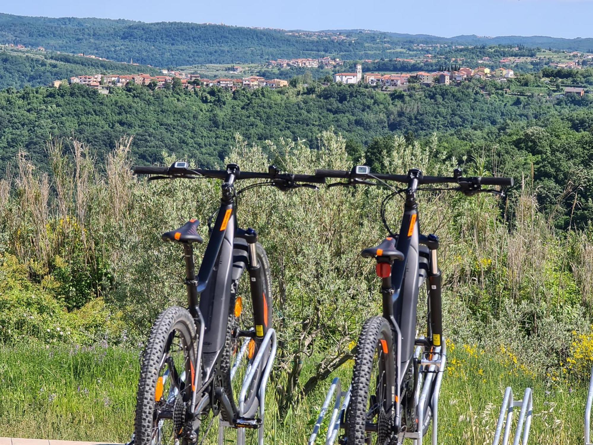 Hotel Stara Sola - Oleander Resort Korte Bagian luar foto
