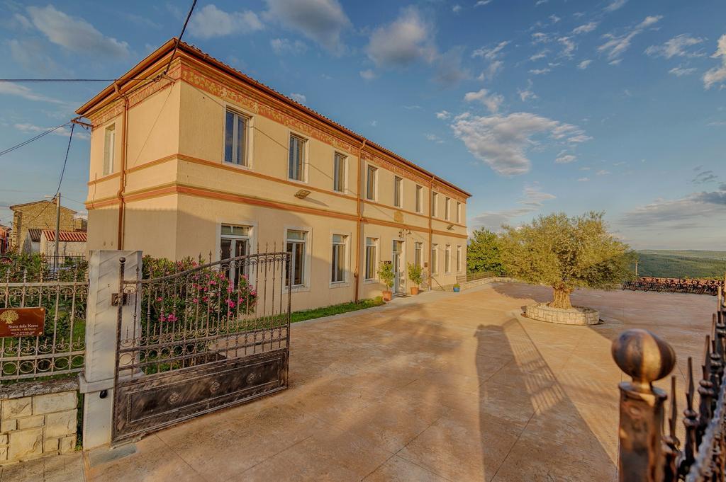 Hotel Stara Sola - Oleander Resort Korte Bagian luar foto